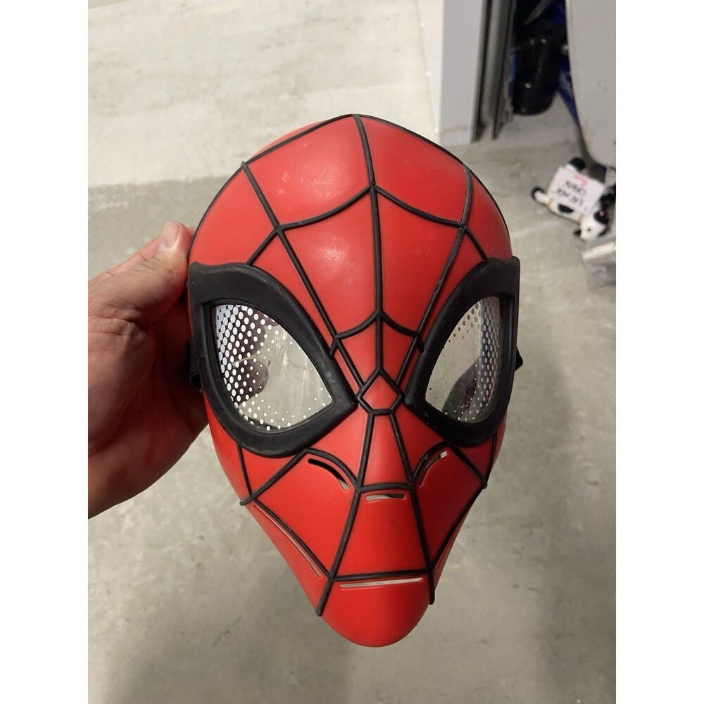 Hasbro Marvel Legends Iron Spider-Man Mask Halloween Costume